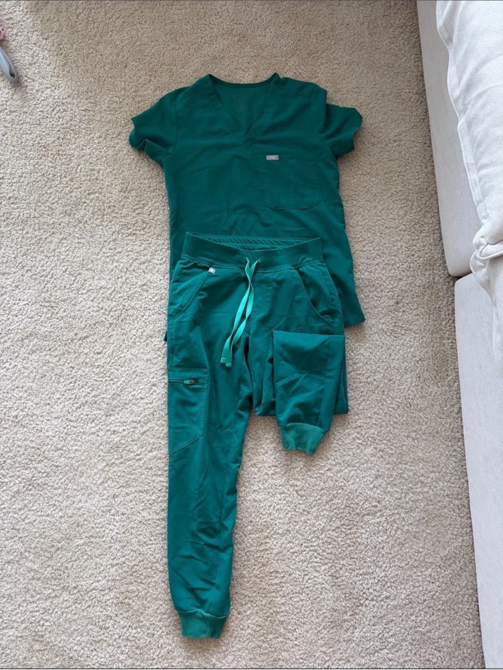 FIGS Scrubs Hunter Green Jogger set